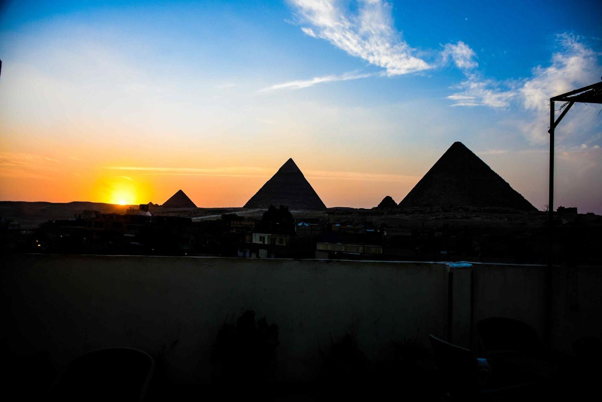 Moon Light Pyramids Hotel