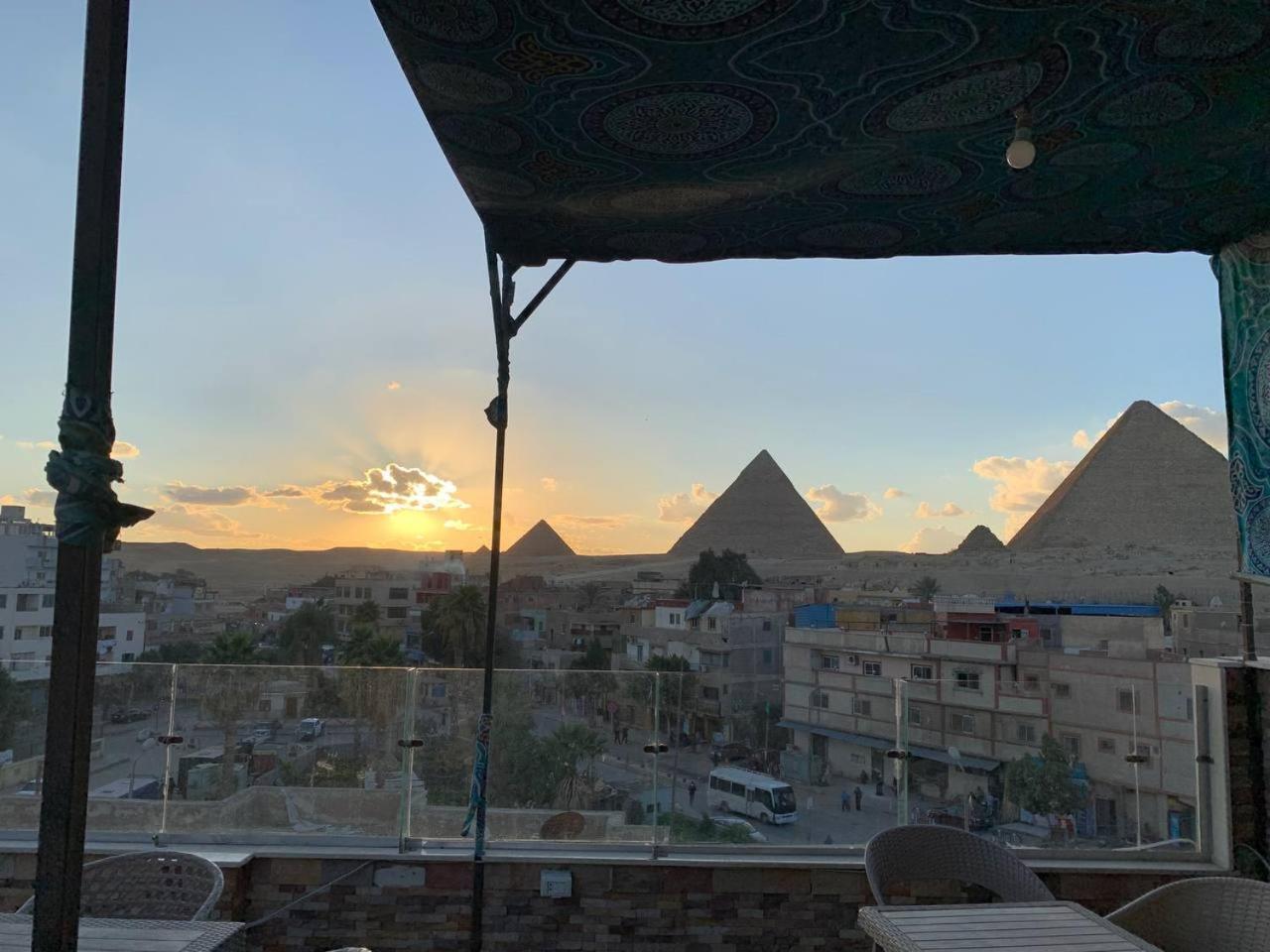 Moon Light Pyramids Hotel Il Cairo